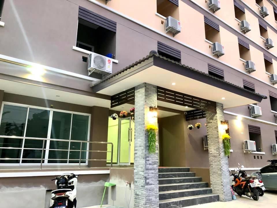 My Home Hotel - Phutthamonthon 4 Road, Near Mahidol University Salaya Ban Krathum Lom Exterior photo